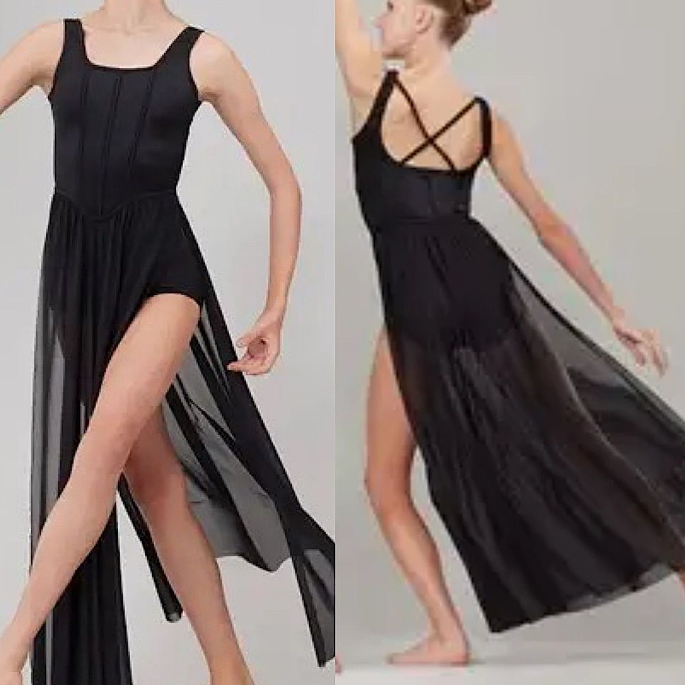 Weissman dance costume Black maxi dress ribbed Freehand
16400 MC-Medium child